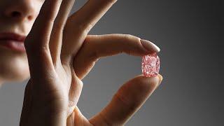 Discover the ‘Williamson Pink Star’ – A Dazzling Fancy Vivid Pink Diamond