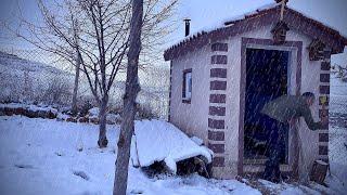 Caught in a Heavy Rain, Snow and Hail – 8 Days in Tiny House– Off the Grid