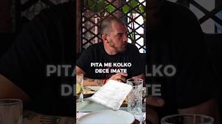 zašto ovaj čovek nije stand-up komičar? 🃏 #iskrenerecenzije #jovathejoker #lelelele #mljaccast
