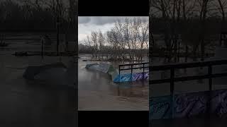 Набережная Оренбурга утонула.