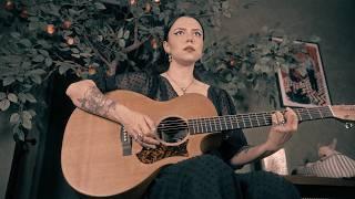 Violet Orlandi - Bunch Of Fives (Acoustic)