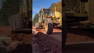 The master #viral #construction #roadwork #earthmoving #cat #caterpillar #dirt #motorgrader