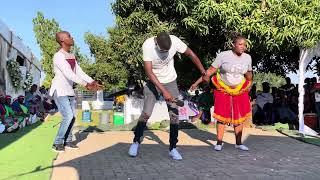 Oscar Makamu performance ka Mavambe, Ka Manganyi a Xitasini.