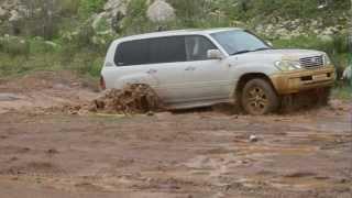 Lexus LX470 [Off-Road]