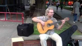 Александр Федосеев у Третьяковской галереи