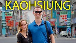 First time in KAOHSIUNG!  (Taiwan travel day & Pier2)