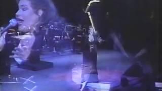 MAGGIE CARLÉS EN CONCIERTO        «Canto, Amo, Sueño»       1998