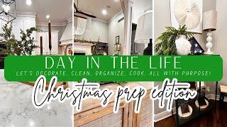 2024 CHRISTMAS DECORATE WITH ME  | CHRISTMAS DECORATING IDEAS LIVING ROOM & KITCHEN | CHRISTMAS DIY