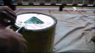 How to Remove a Paint Tin Lid - Quickly and Easily - Use a Pair of Pliers