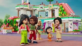 LEGO® Friends 42604 - Молът в Хартлейк Сити анимация | КОМСЕД