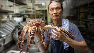 Iron Chef Dad prepares a huge king crab! ️