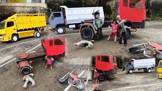 Truk Trailer Tabrak Pemotor Hingga T3W4S (Kepala Putus) Versi miniatur truk