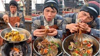 Chinese people eating - Street food - "Sailors catch seafood and process it into special dishes" #49