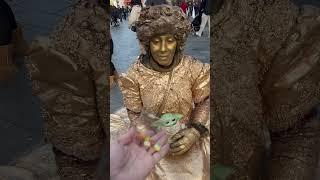 Bean buuzled for Golden Princess #sculpture #art #statue #streetart #performer #streetartfestival