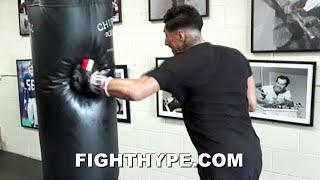 FERNANDO VARGAS JR. FEROZ POWER LIGHTS UP HEAVY BAG; KO COMBOS FLY AS HE TRAINS FOR 2ND PRO FIGHT