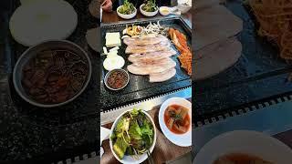 Who said it's disgusting? #Beondegi #samgyupsal #foodie #yummy