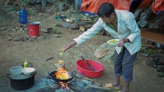 The Adventures of a Single Old Man | drain a branch of a stream to catch small fish and cook for son