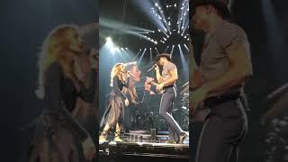 Tim McGraw and Faith Hill - “I Knew You Were Waiting” - Sunrise, Florida - October 19, 2017