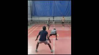 Badminton trick shot #shorts #badmintontricks #badmintontraining #badmintonforall