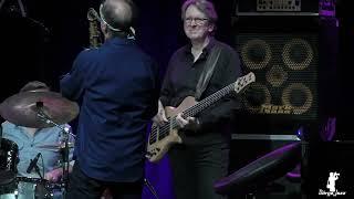 Mike Stern & Bill Evans Band I GetCloser Jazz Fest Budapest Momkult 2021. 10. 19.