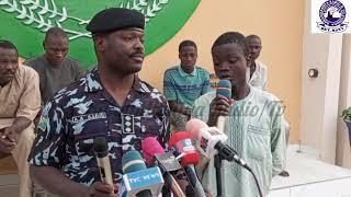 wannan yaron da kuke gani ya sanya ma dan uwanshi guba a cikin abinci sabo da yayi mashi fada.