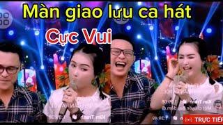 Cười với vợ chồng Lê Minh, màn ca hát giao lưu rất dễ thương của hai vợ chồng