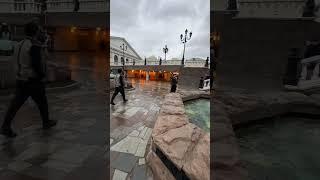 Сетевой магазин рядом с красной площадью #краснаяплощадь #москва #магазин ￼
