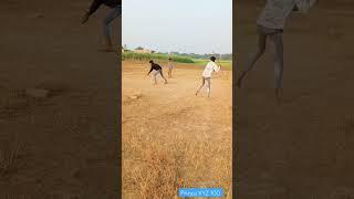 Yahan kuchh to gadbad Hai #new #virlshort #viralreels #viralvideos #funnyvideos 