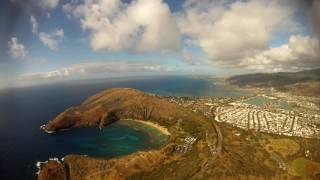 Flying Hawaii in a Robinson R22