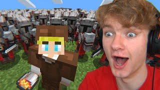 Minecraft 1 VS 1,000 Players!