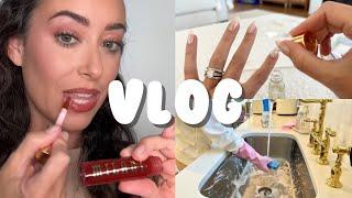 VLOG: Berry Makeup, Clean with Me, How I do my nails, Diet Coke 