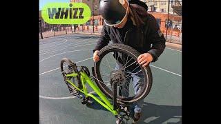 How to replace a bike inner tube - (WHiZZ)