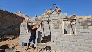 Preparing for a beautiful roof: Eshgh Hossein and Jamila