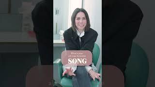 What's Hanna-Elisabeth Müllers Favourite Song?