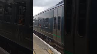 GWR 158950 departs Taunton. #railway #train #gwr #shorts #class158