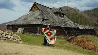 An ancient process for the production of sheep wool blankets in Ukraine