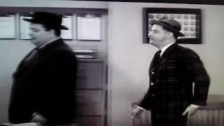 The Honeymooners - A Horse with a Clock In Its Stomach