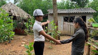 FULL VIDEO: 10 days of a kind engineer and a single mother Little children through flood water