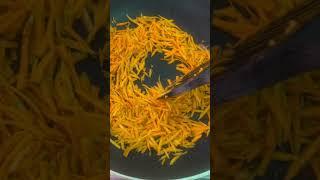 這樣煮好好吃，暖胃又暖身，熱呼呼的，南瓜雞肉粥#food #料理 #訂閱