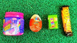 Satisfying ASMR mukbang / oddly asmr candy eating / toys unboxing popular video / rainbow lollipops
