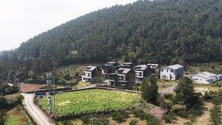 오름 아래 포근한 집 H-357 웅장한 느낌 마저 드네요 제주도 부동산 매물,Jeju House for sale,Korea,제주도부동산TV
