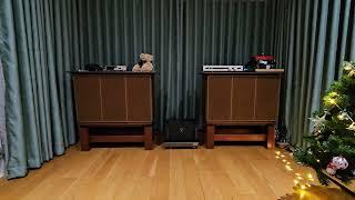 LAiV Harmony DAC x Holo RED x Spectral DMC10 x Mark​Levinson No 23 x JBL Olympus x Life Audio cables