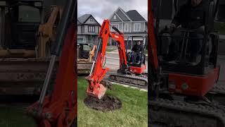 #kubota #miniexcavator #digging #hole #treeplanting #perfectcircle #satisfying #wow #perfect #nice