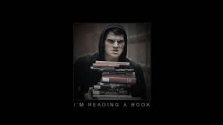 JULIAN SMITH - I'm Reading a Book