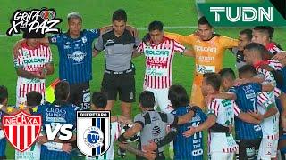 ¡Qué imagen! Se detiene el partido para abrazarse | Necaxa 1-0 Querétaro | Grita México C22 - J10 |