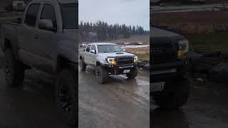 small size pixkups make it places fulls cant #toyota #toyotatacoma #customoffsets #extremeterrain