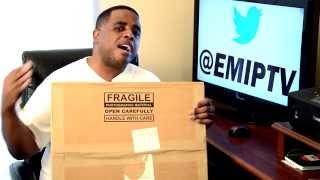 Unboxing of 16x20 Framed Canvas Deal from Canvasfocus using Amazon Local