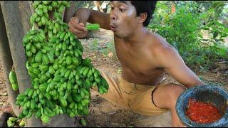 survival in the rainforest - spicy salt peppers was Eating delicious