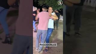 Así se baila #pasodobles en los campos del #chaco 