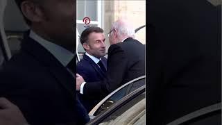 Emmanuel Macron reçoit à Paris le Premier ministre libanais Najib Mikati